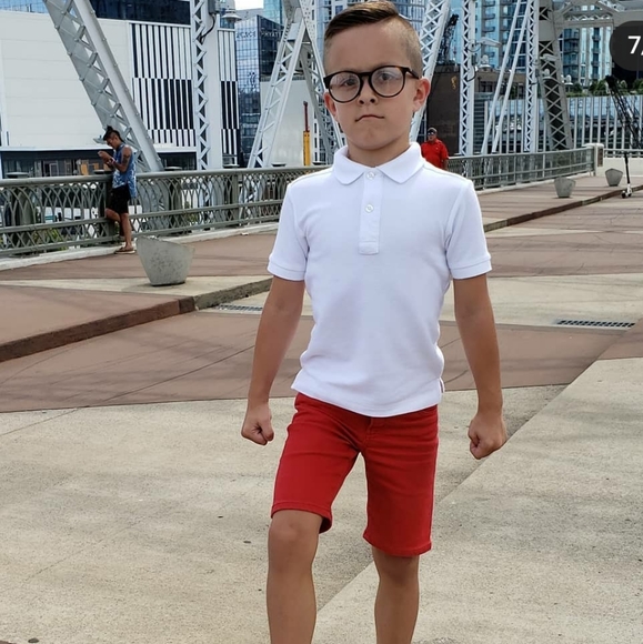 Bundle - Picture 3 of 5